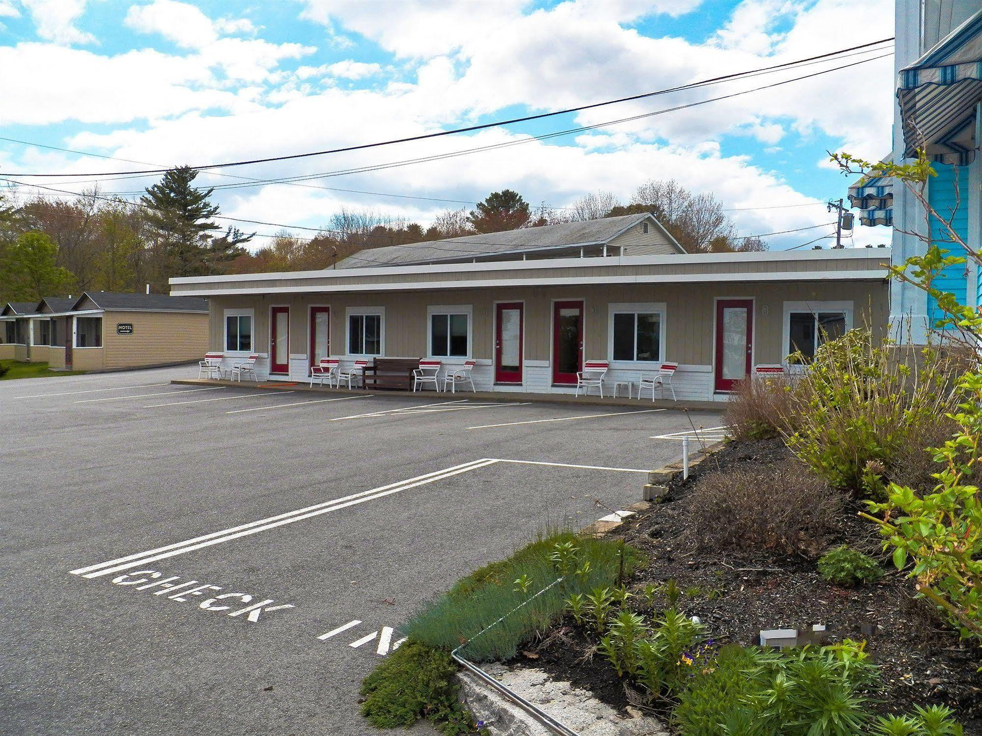 Coast Village Inn And Cottages Wells Exterior foto